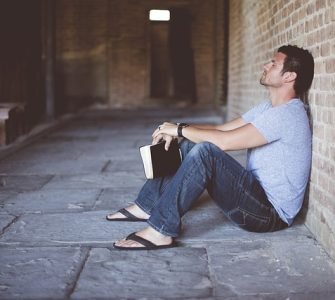 تحقيق التوازن بين التعليم والحياة الاجتماعية