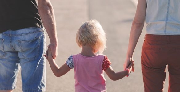نصائح لتحسين العلاقات العائلية