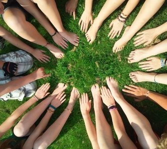 كيفية تعزيز التواصل الفعّال مع الآخرين